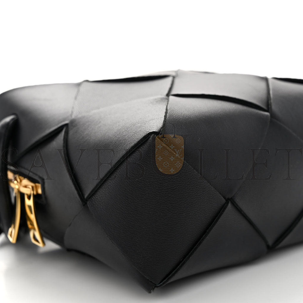 BOTTEGA VENETA LAMBSKIN MAXI INTRECCIATO MINI CASSETTE CAMERA BAG BLACK (15*14*7cm)