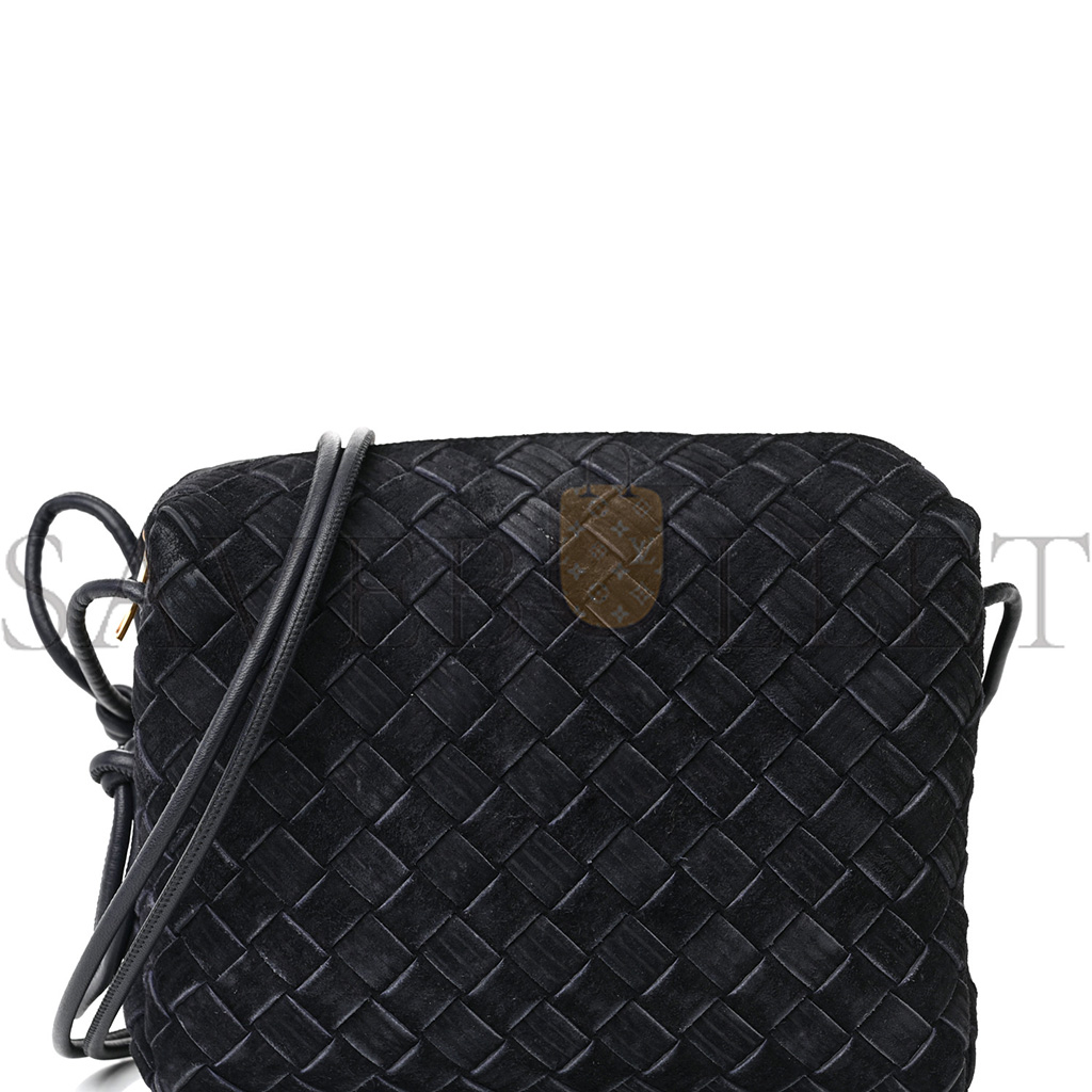BOTTEGA VENETA SUEDE INTRECCIATO SMALL LOOP CAMERA BAG SPACE (21*17*10cm) BOTTEGA VENETA SUEDE INTRECCIATO SMALL LOOP CAMERA BAG SPACE (21*17*10cm)